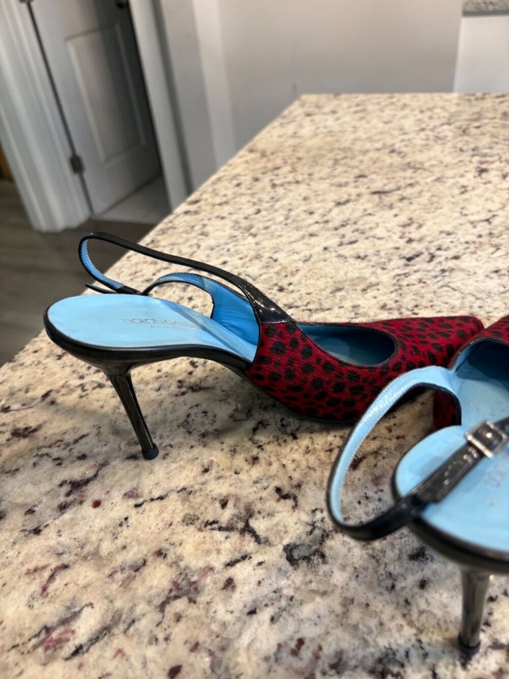 Dolce & Gabbana Ponyhair Animal Print Slingback Pumps 39 - Picture 8 of 9